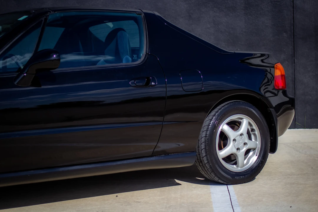 1997 Honda Del Sol - Image 19 of 31