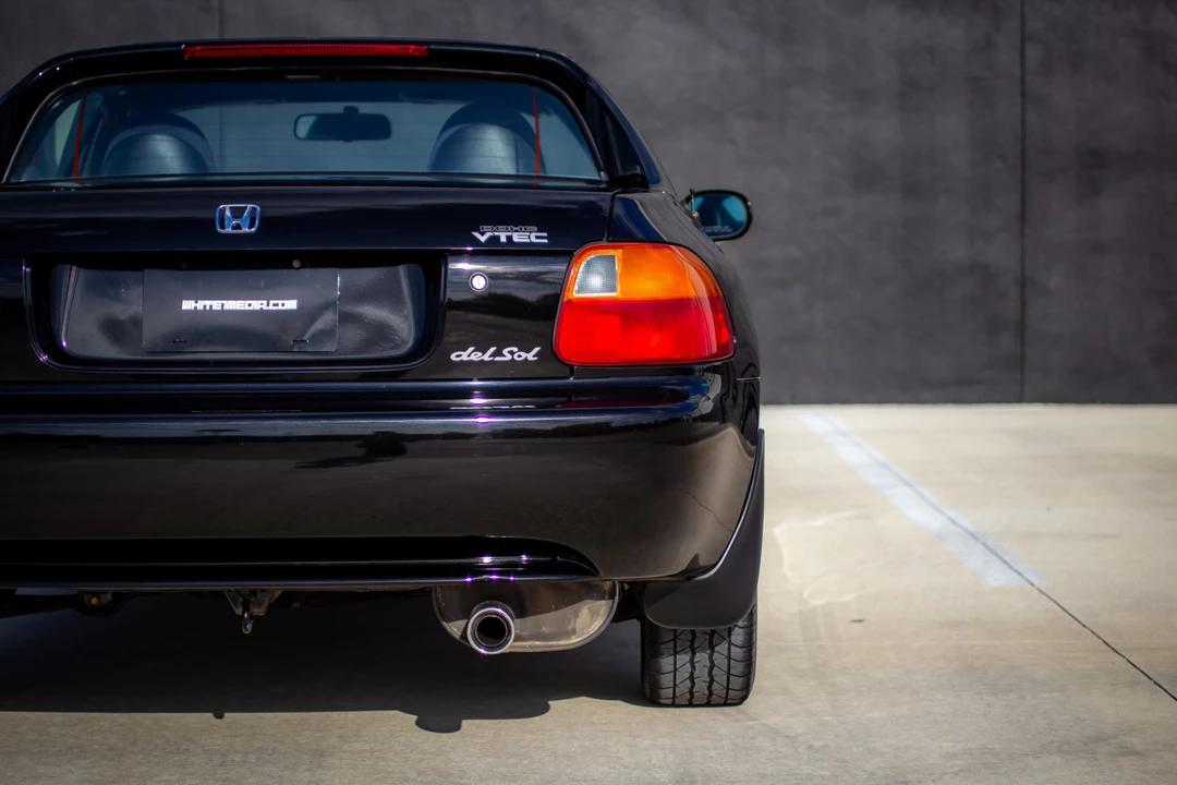 1997 Honda Del Sol - Image 17 of 31