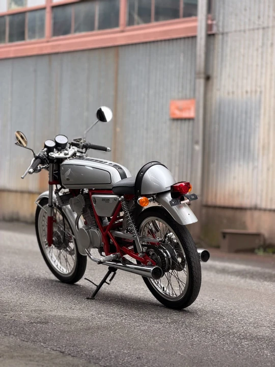 1997 Honda CB50R - Image 14 of 31