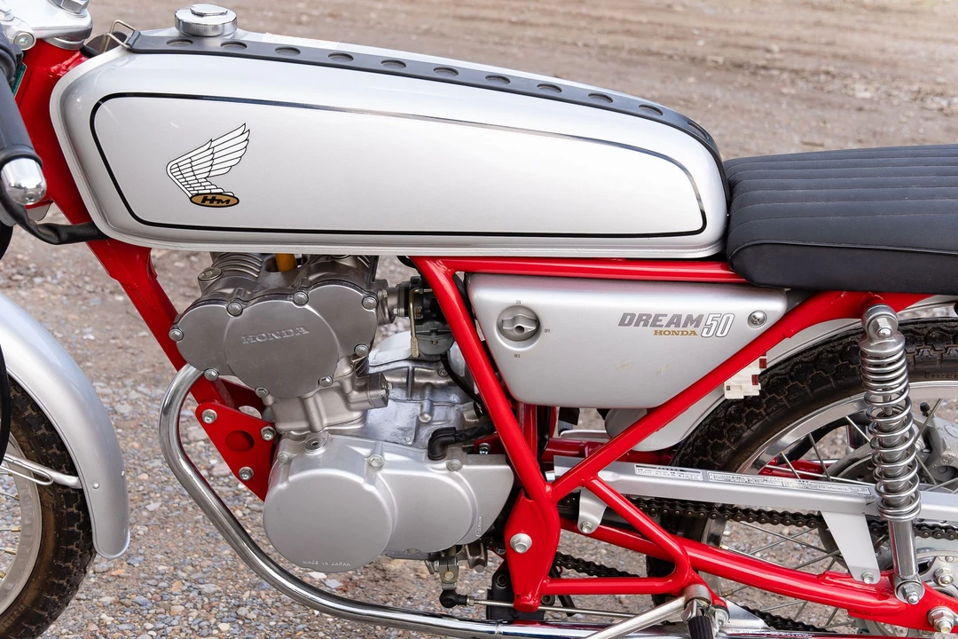 1997 Honda CB50R - Image 5 of 9