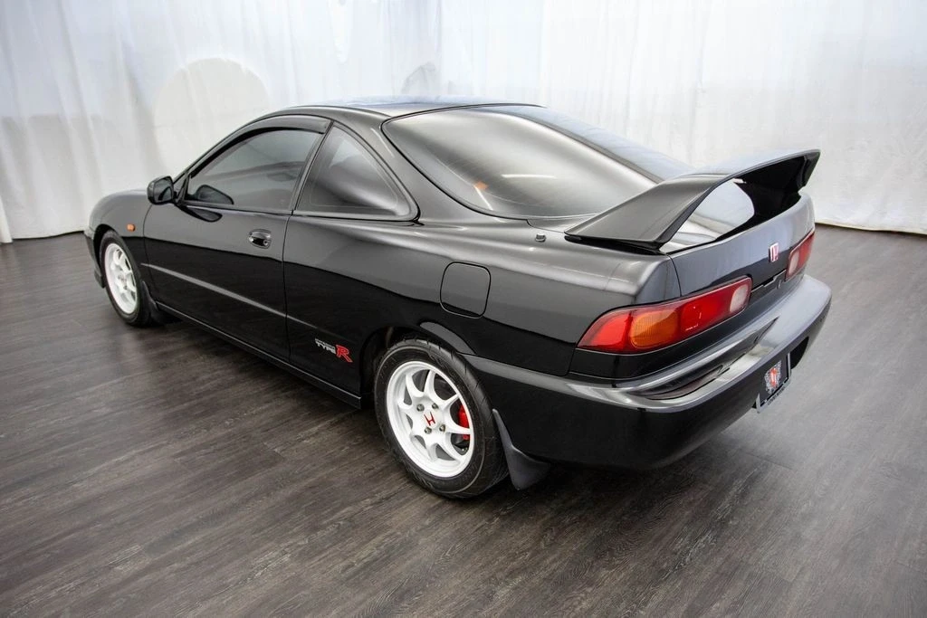 1997 Acura Integra Type R 3rd Gen - Image 10 of 12