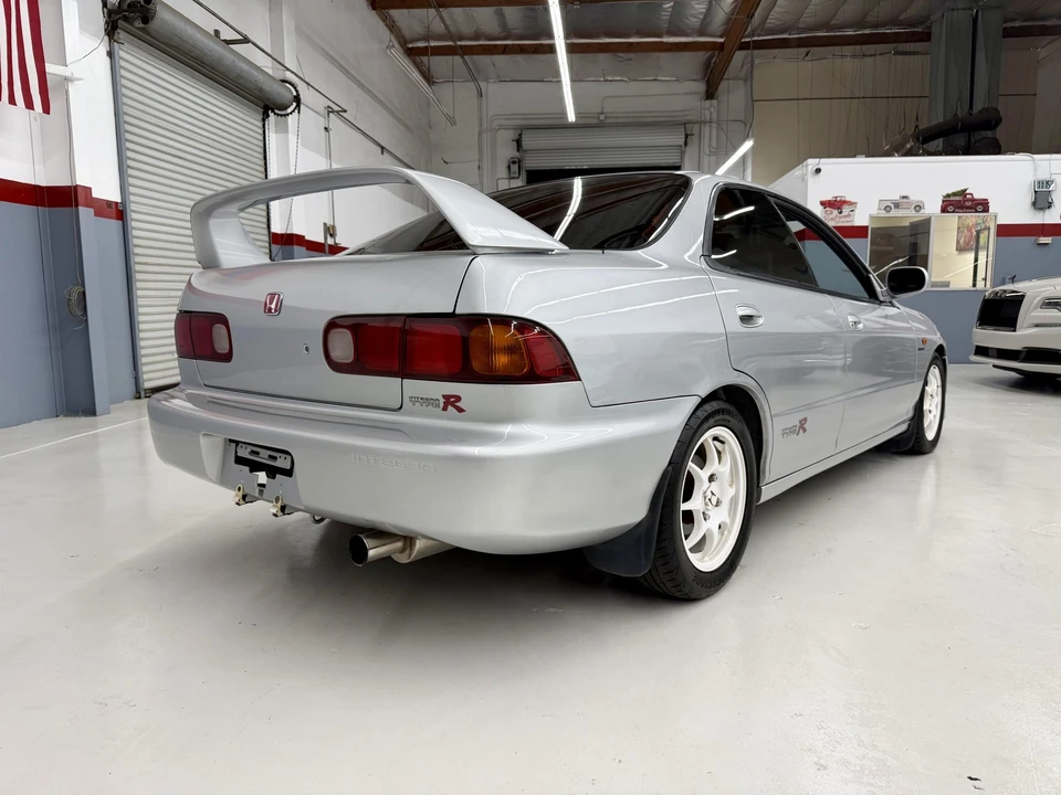 1997 Acura Integra Type R 3rd Gen - Image 15 of 31