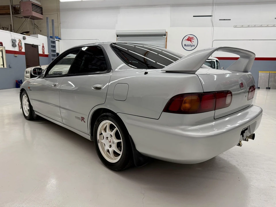 1997 Acura Integra Type R 3rd Gen - Image 13 of 31