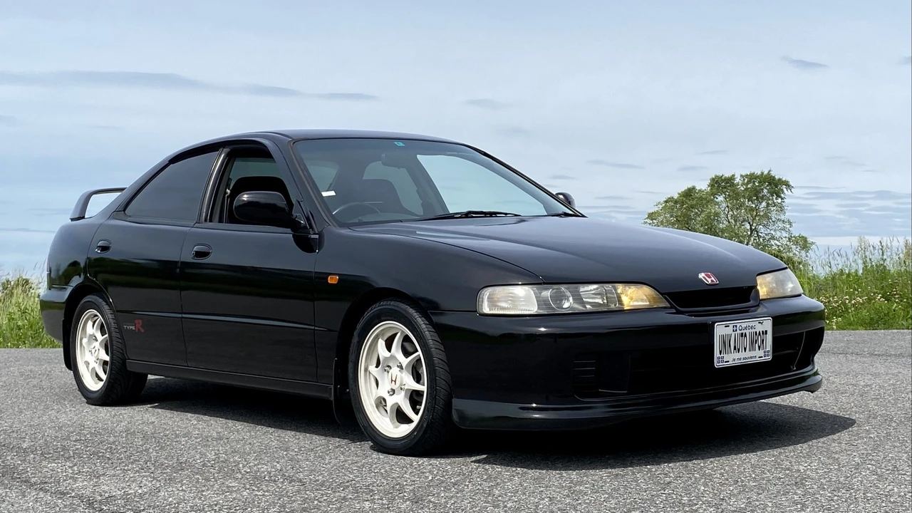 1997 Acura Integra Type R 3rd Gen - Image 9 of 31
