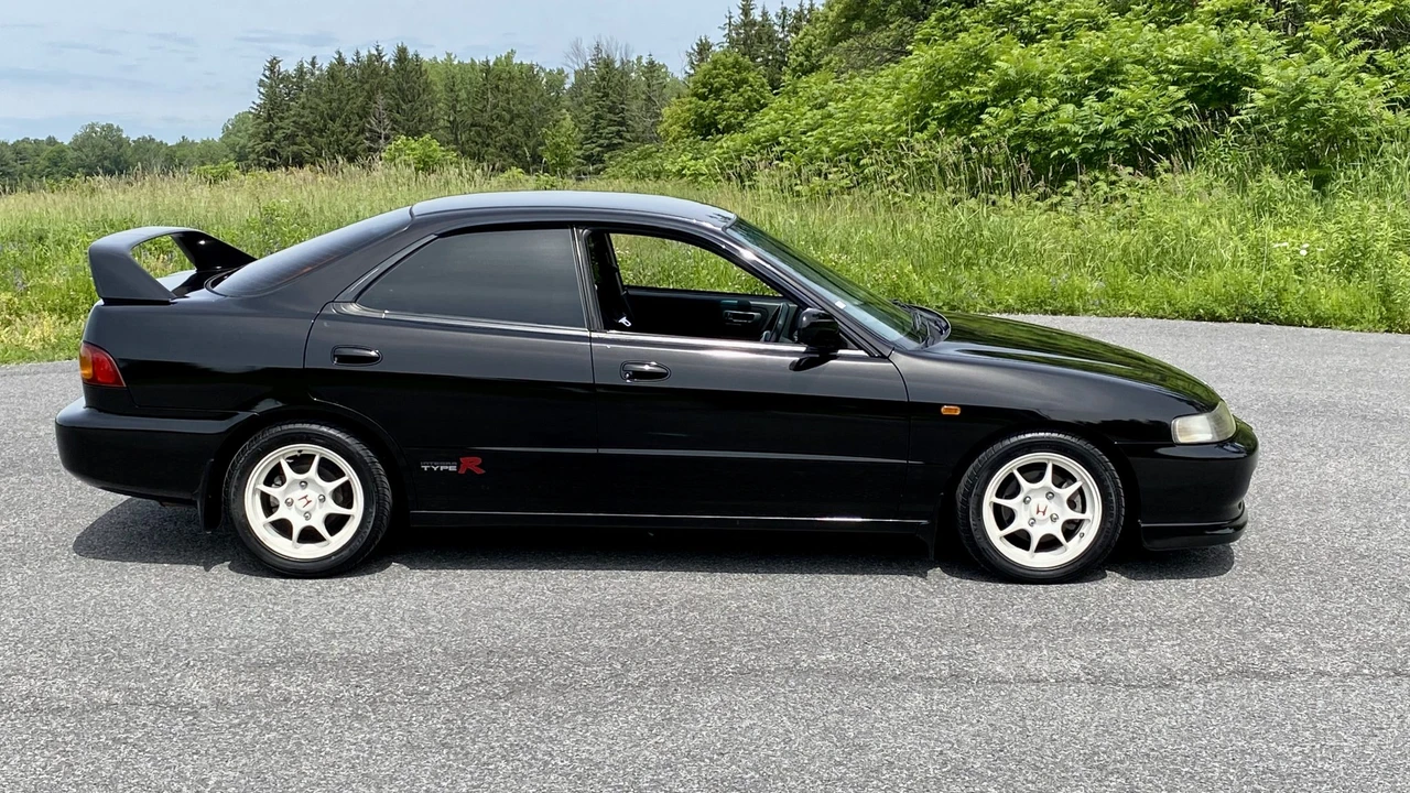 1997 Acura Integra Type R 3rd Gen - Image 6 of 31