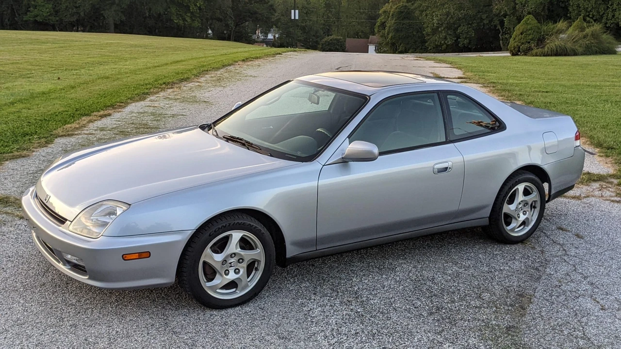 1997 Honda Prelude 5th Gen - Image 10 of 31