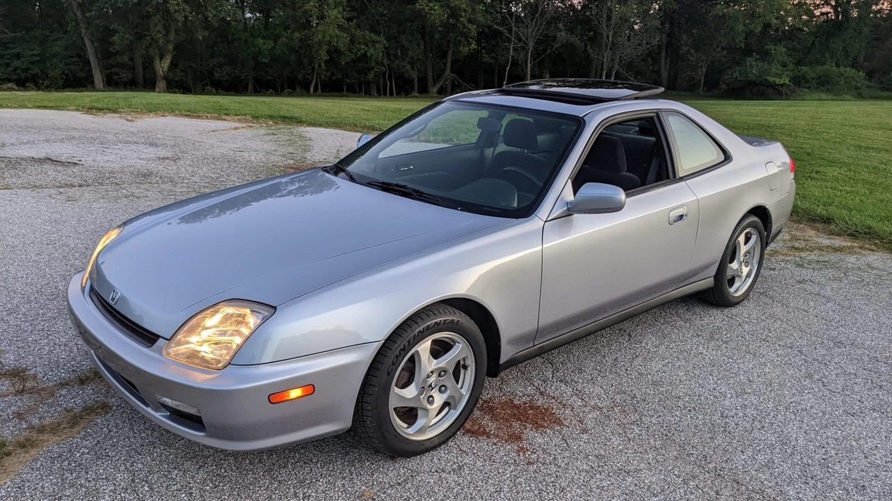 1997 Honda Prelude 5th Gen - Image 7 of 31