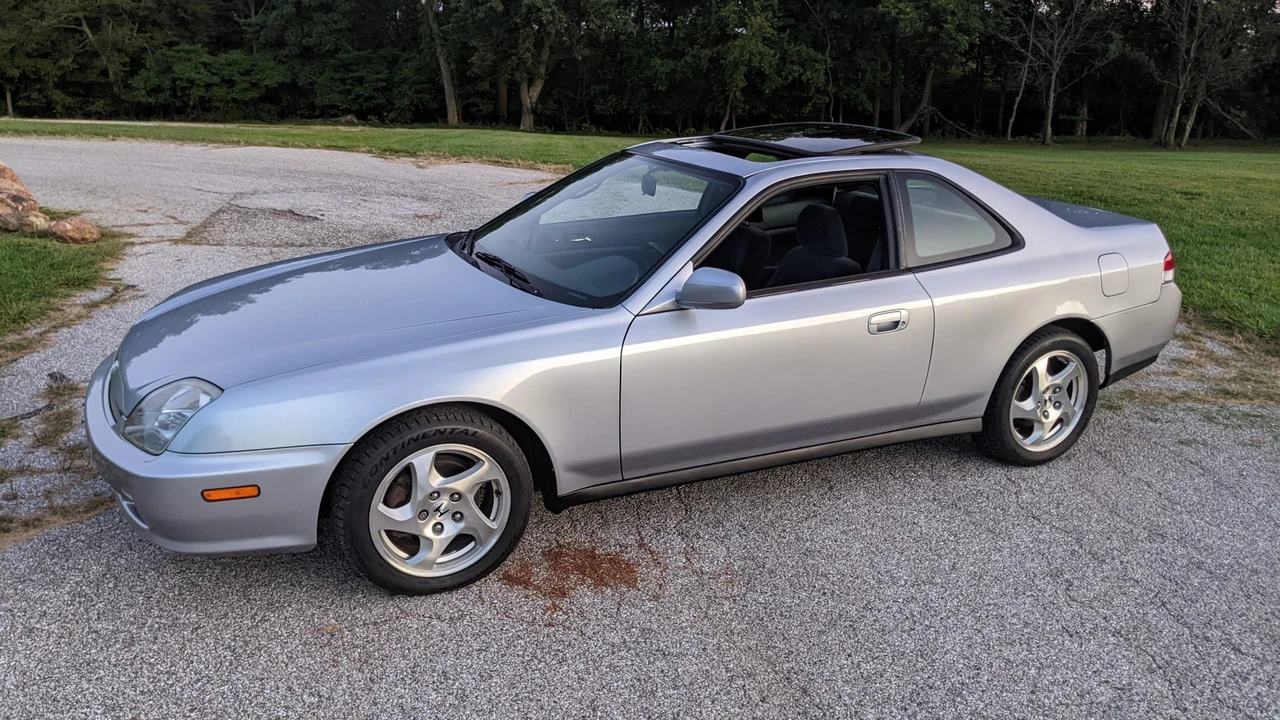 1997 Honda Prelude 5th Gen - Image 6 of 31