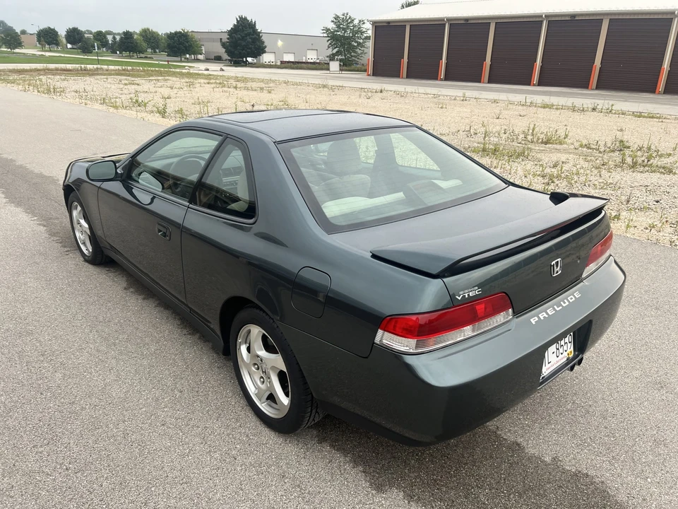 1997 Honda Prelude 5th Gen - Image 10 of 31