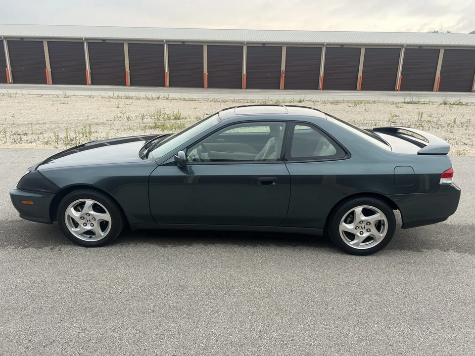 1997 Honda Prelude 5th Gen - Image 9 of 31