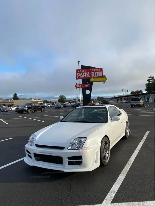 1997 Honda Prelude 5th Gen - Image 2 of 5