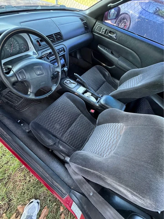 1997 Honda Prelude 5th Gen - Image 5 of 8