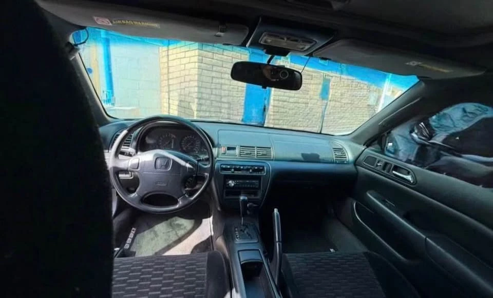 1997 Honda Prelude 5th Gen - Image 11 of 11