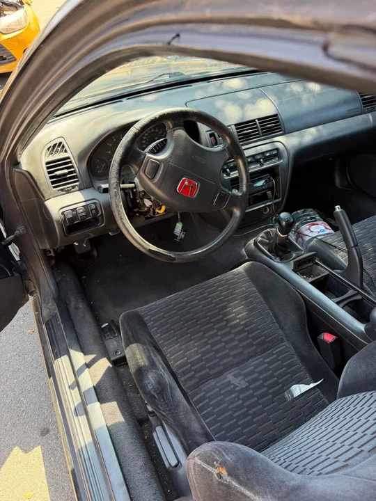 1997 Honda Prelude 5th Gen - Image 6 of 11