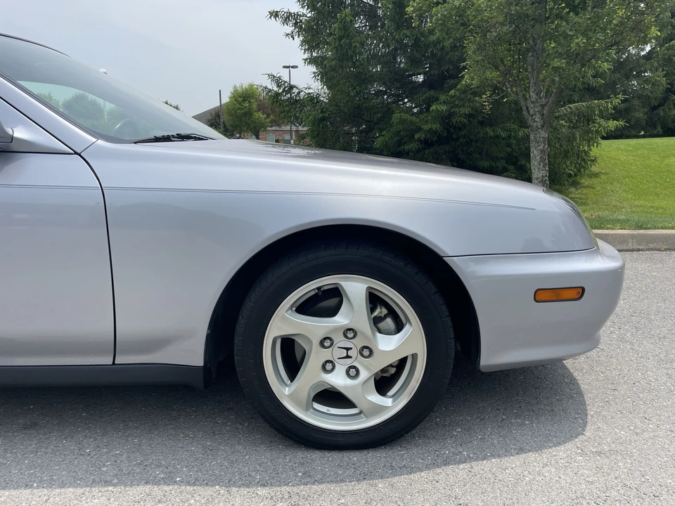 1997 Honda Prelude 5th Gen - Image 16 of 31