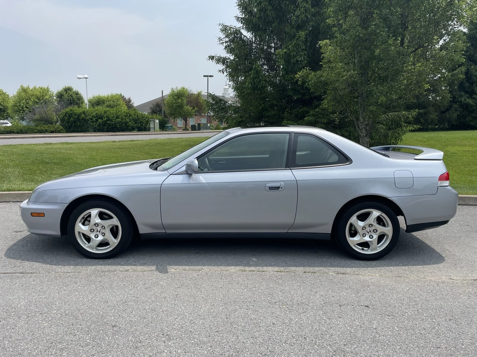 1997 Honda Prelude 5th Gen - Image 2 of 31