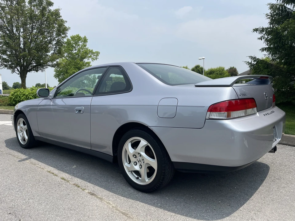 1997 Honda Prelude 5th Gen - Image 3 of 31