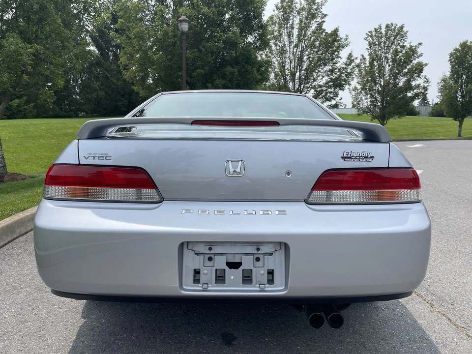 1997 Honda Prelude 5th Gen - Image 10 of 31