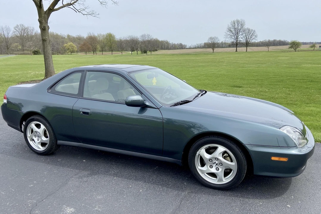 1997 Honda Prelude 5th Gen - Image 3 of 5