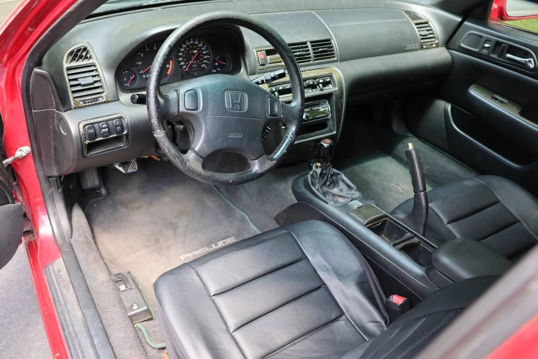 1997 Honda Prelude 5th Gen - Image 13 of 16