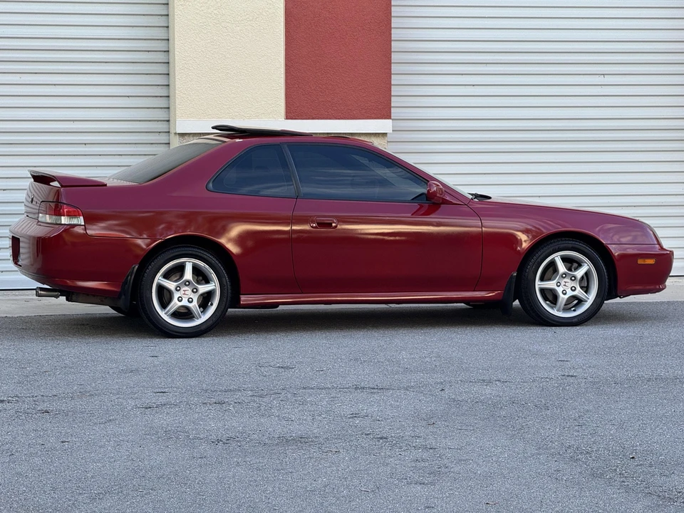 1997 Honda Prelude 5th Gen - Image 12 of 31