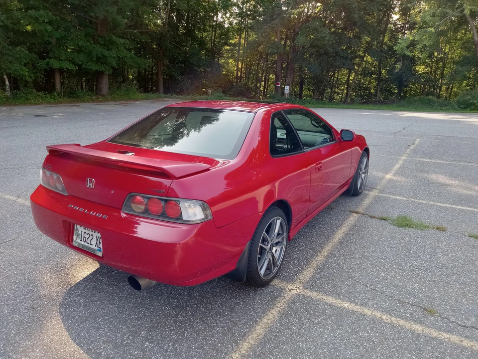 1997 Honda Prelude 5th Gen - Image 18 of 31