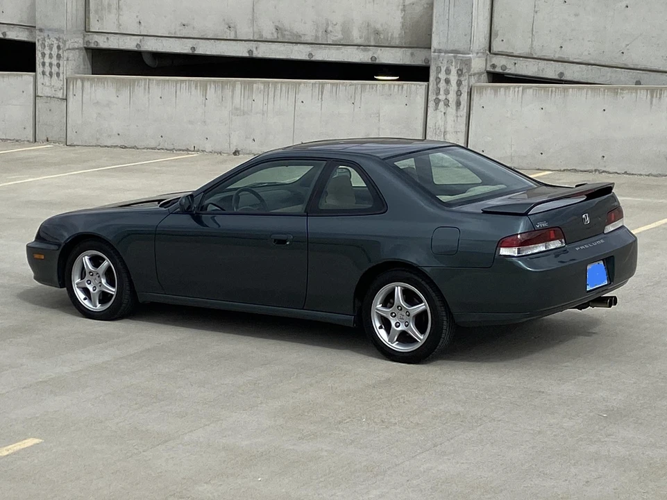 1997 Honda Prelude 5th Gen - Image 10 of 16
