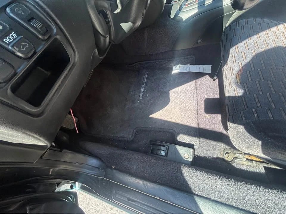 1997 Honda Prelude 5th Gen - Image 12 of 13