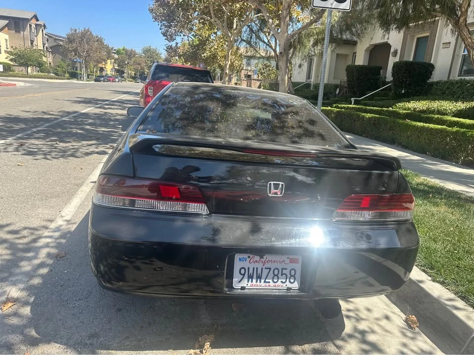1997 Honda Prelude 5th Gen - Image 5 of 15
