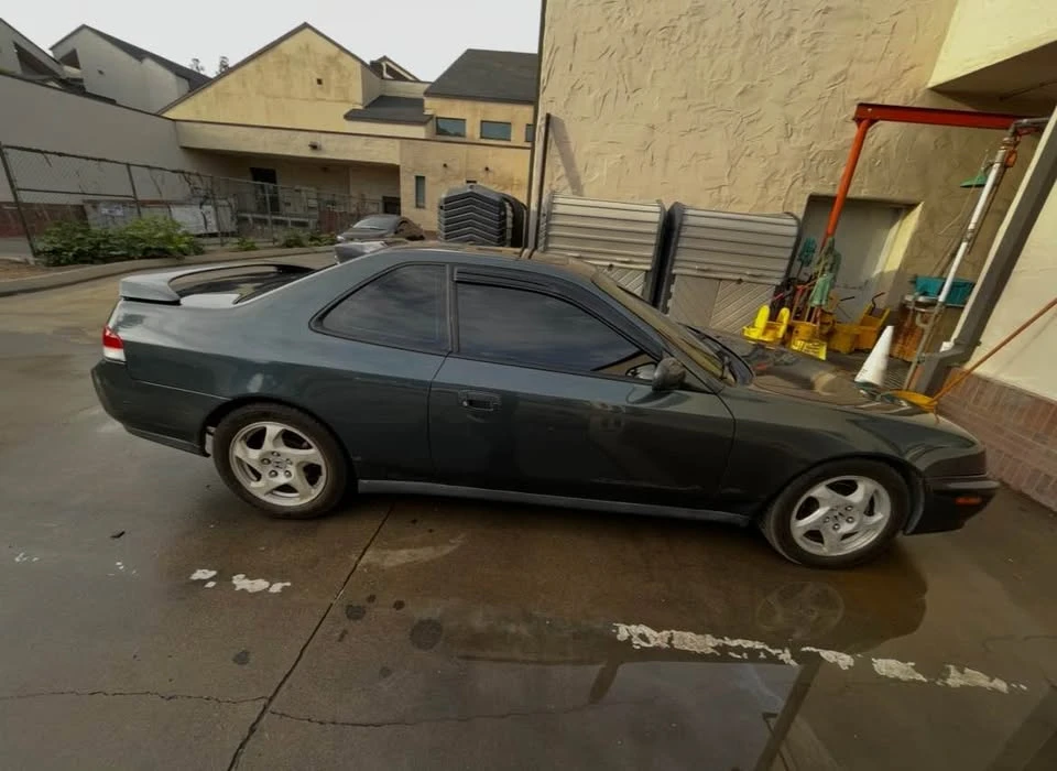 1997 Honda Prelude 5th Gen - Image 2 of 5