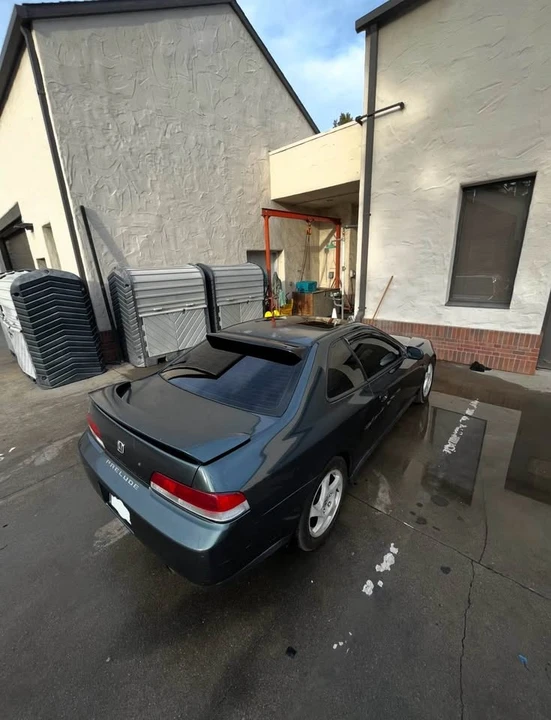 1997 Honda Prelude 5th Gen - Image 4 of 5