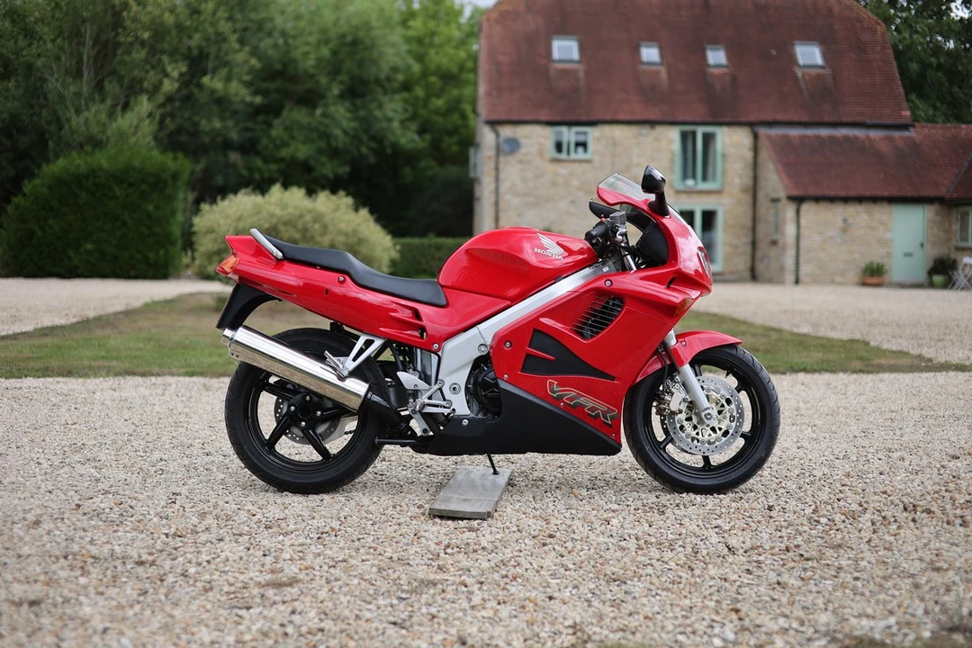 1997 Honda VF & VFR - Image 11 of 30