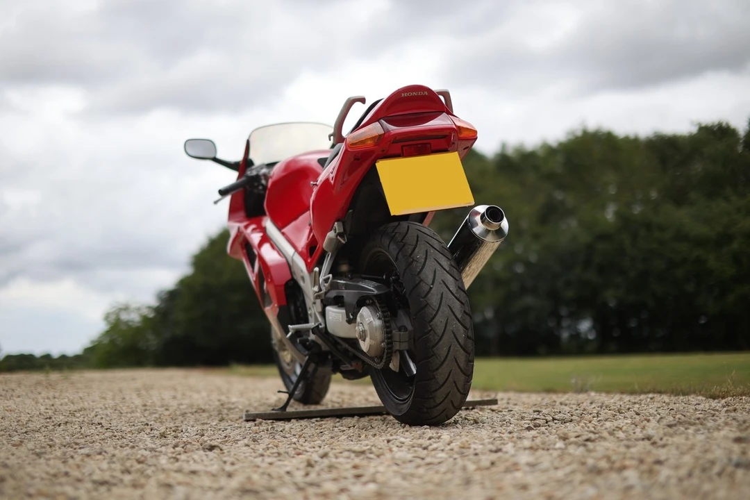 1997 Honda VF & VFR - Image 19 of 30