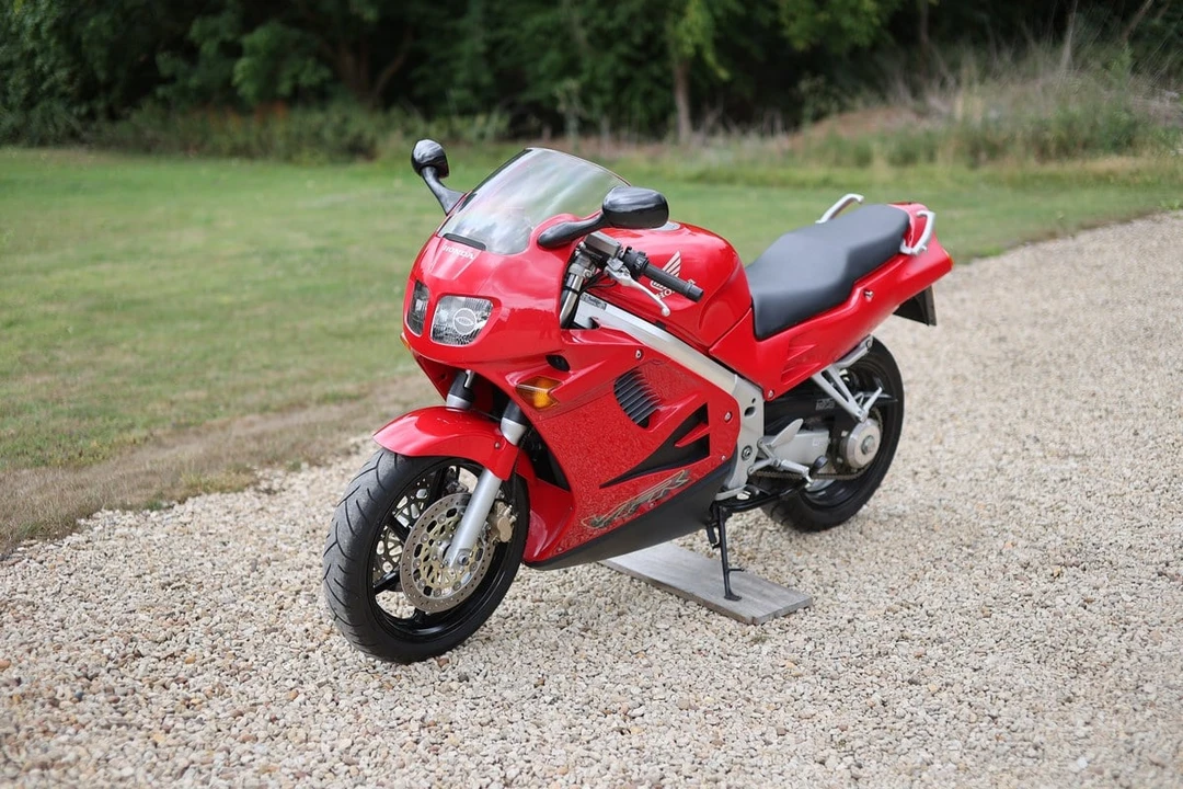 1997 Honda VF & VFR - Image 7 of 30