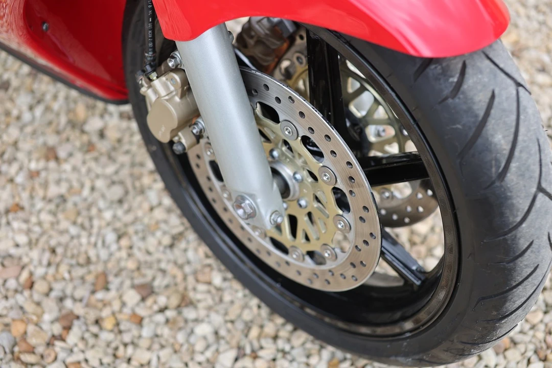1997 Honda VF & VFR - Image 24 of 30