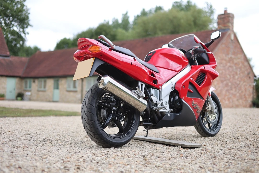1997 Honda VF & VFR - Image 18 of 30