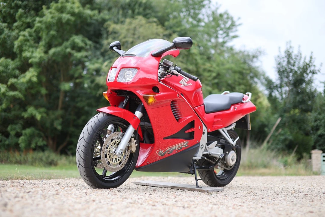 1997 Honda VF & VFR - Image 8 of 30