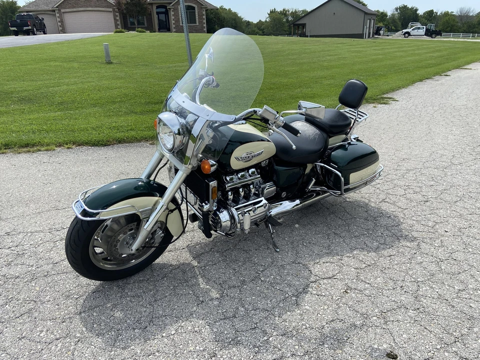 1997 Honda Gold Wing - Image 5 of 31