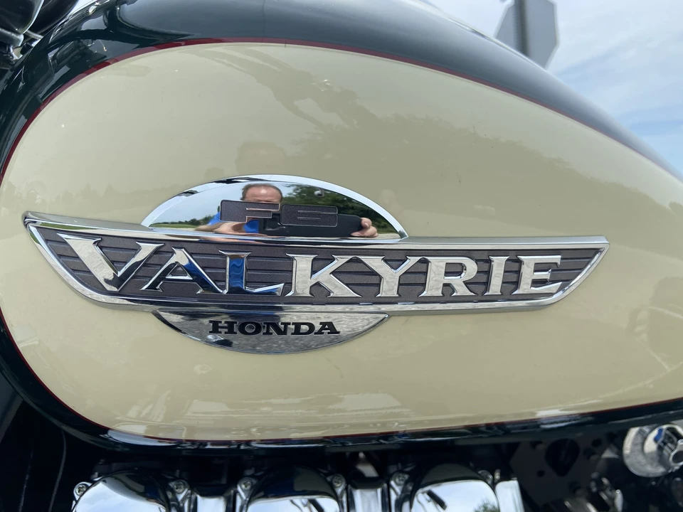 1997 Honda Gold Wing - Image 23 of 31