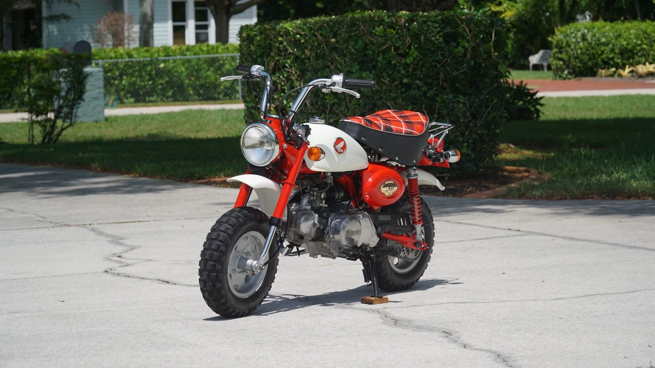 1997 Honda Motorcycles - Image 2 of 31