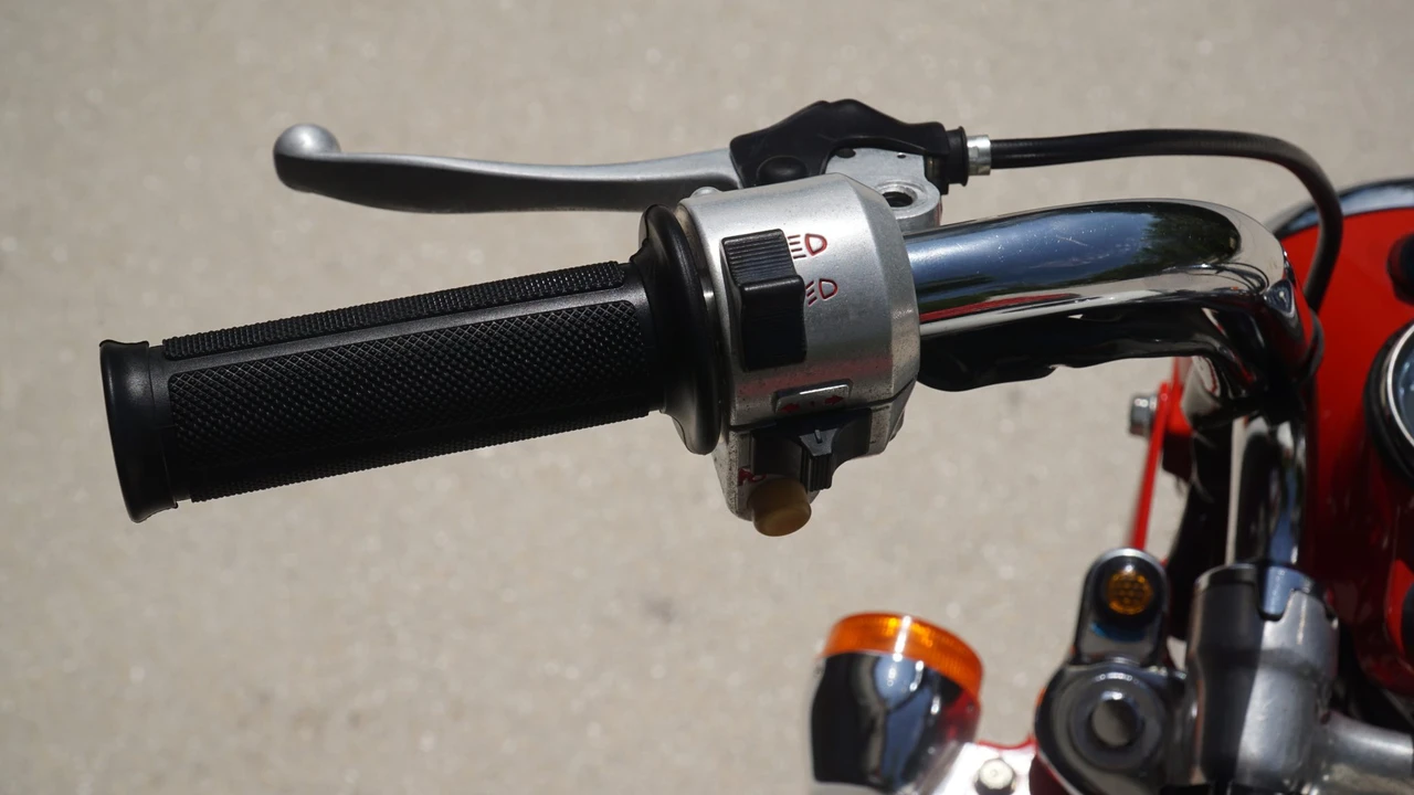 1997 Honda Motorcycles - Image 27 of 31