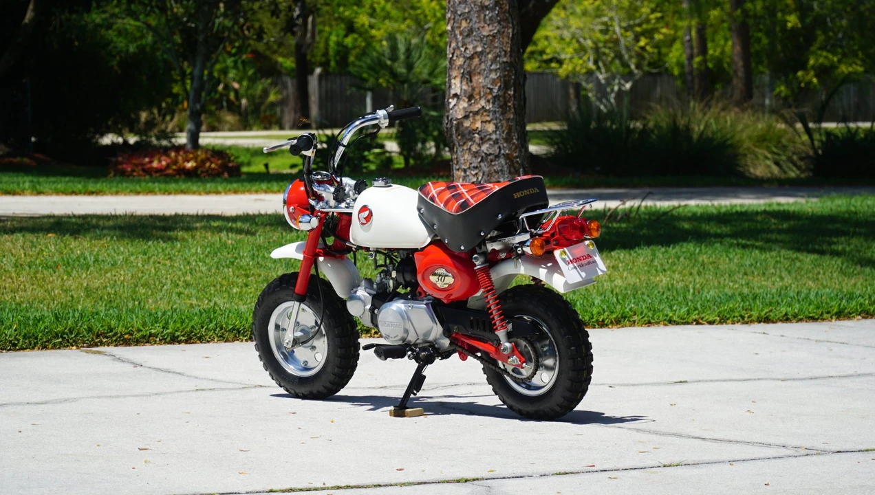 1997 Honda Motorcycles - Image 24 of 31