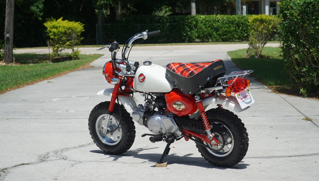 1997 Honda Motorcycles - Image 26 of 31