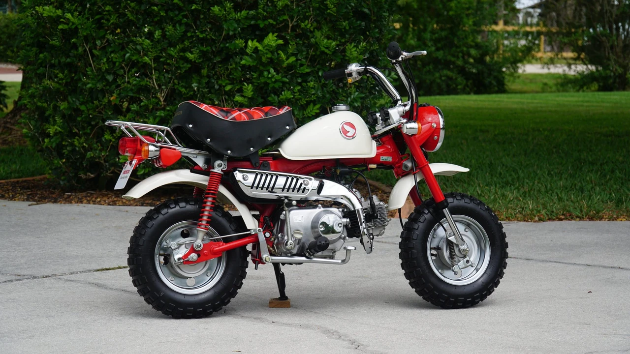 1997 Honda Motorcycles - Image 11 of 31