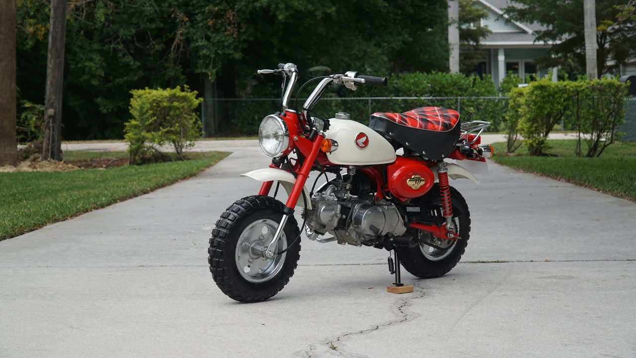 1997 Honda Motorcycles - Image 26 of 31