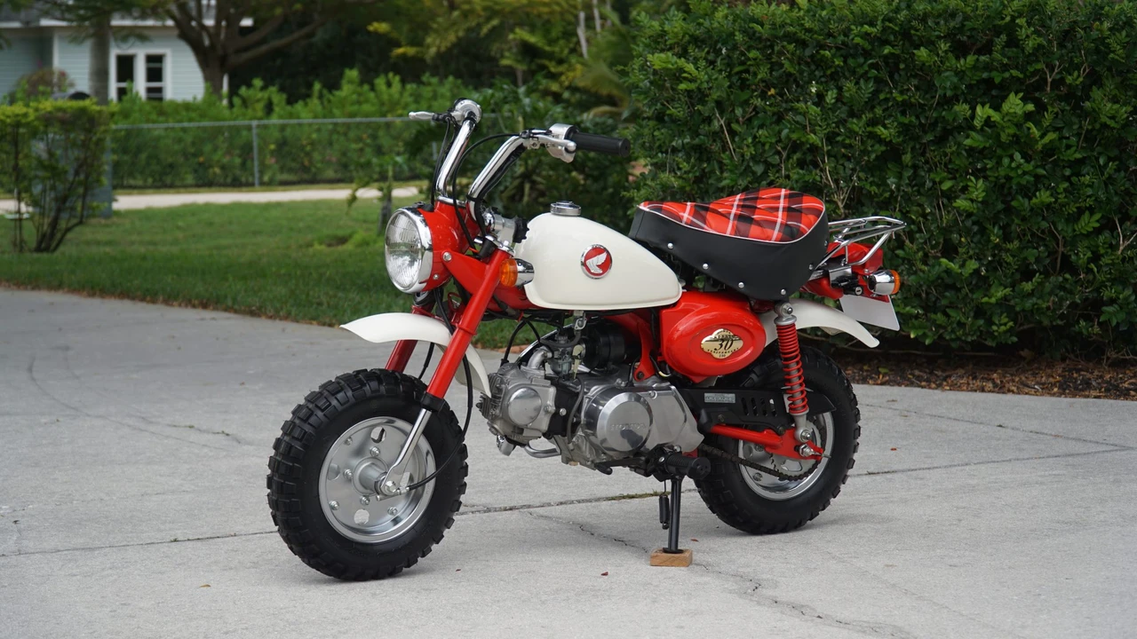 1997 Honda Motorcycles - Image 25 of 31