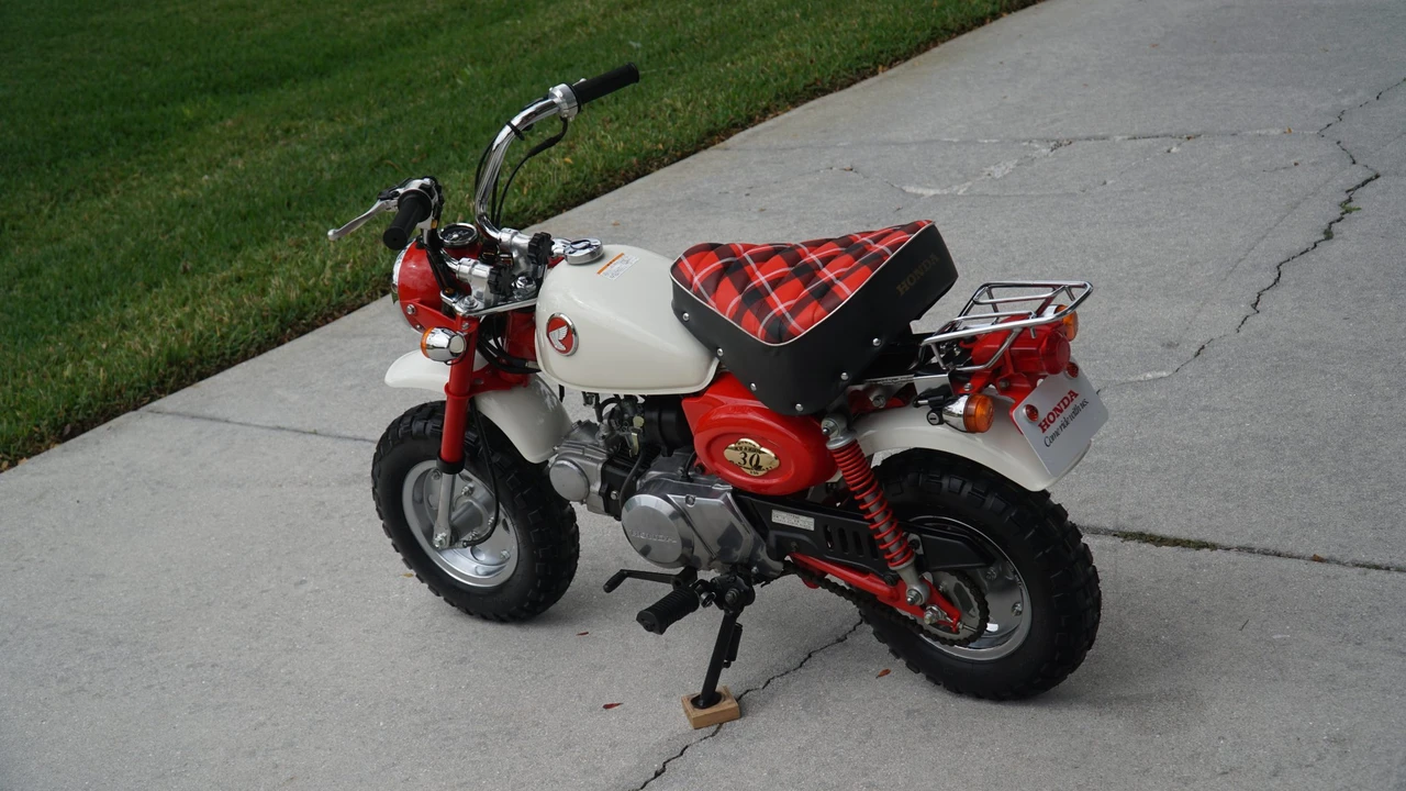 1997 Honda Motorcycles - Image 21 of 31