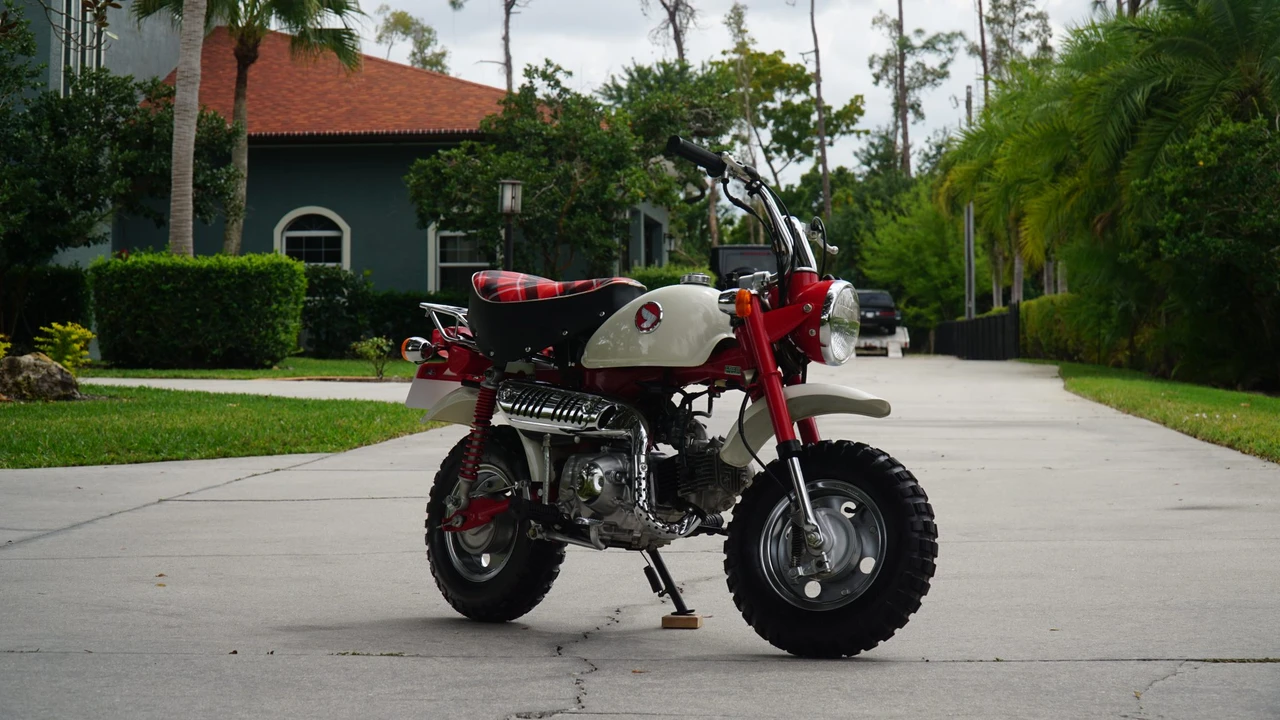 1997 Honda Motorcycles - Image 7 of 31