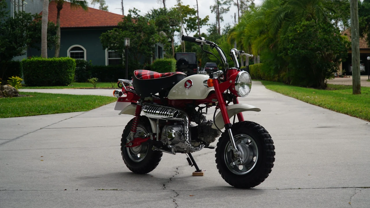 1997 Honda Motorcycles - Image 6 of 31