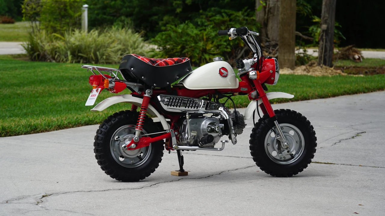 1997 Honda Motorcycles - Image 14 of 31
